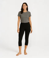 Women_Capri_Black_Tights